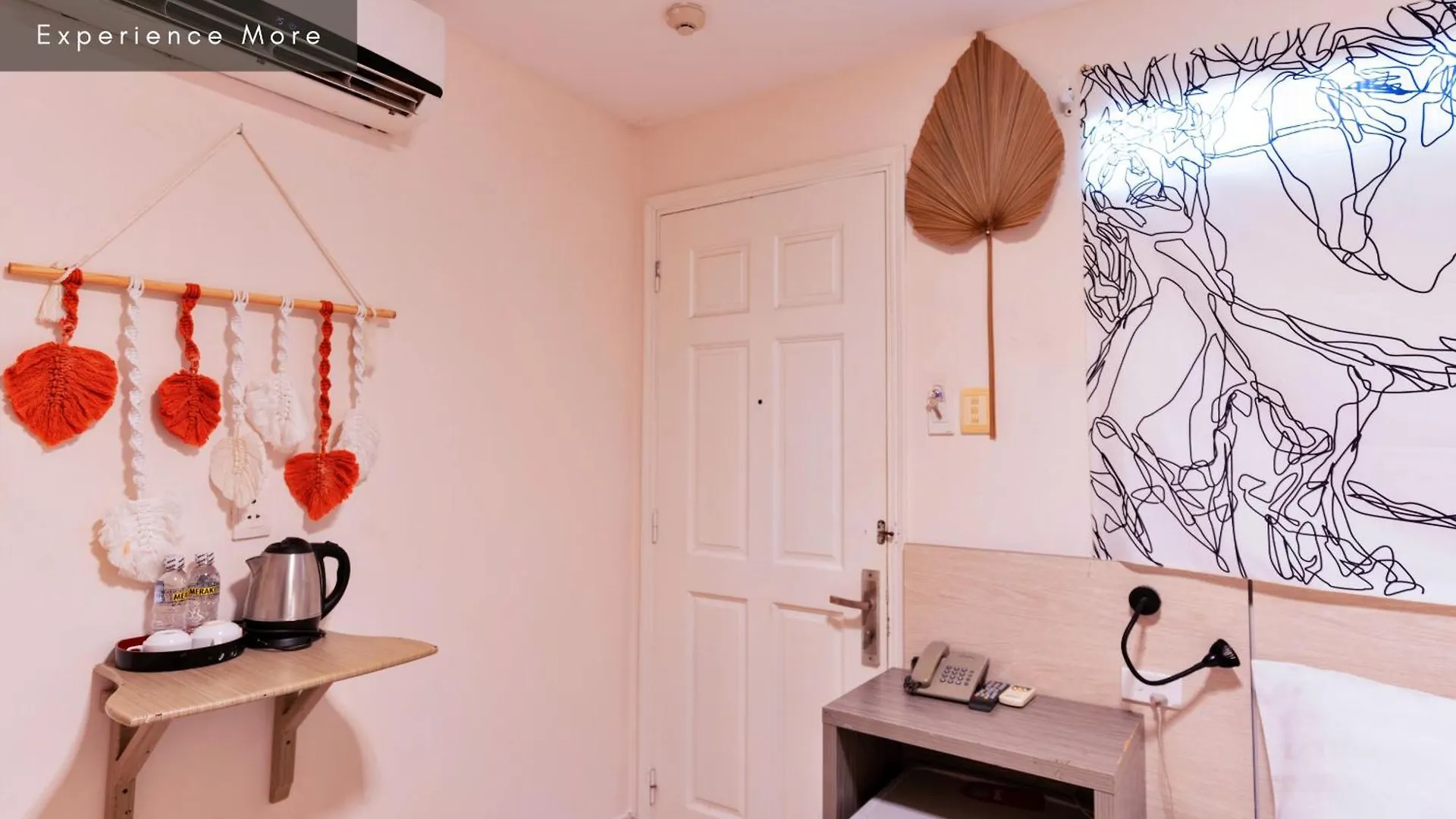 Hanz 198 Hotel Bui Vien Ho Chi Minh City 3*,